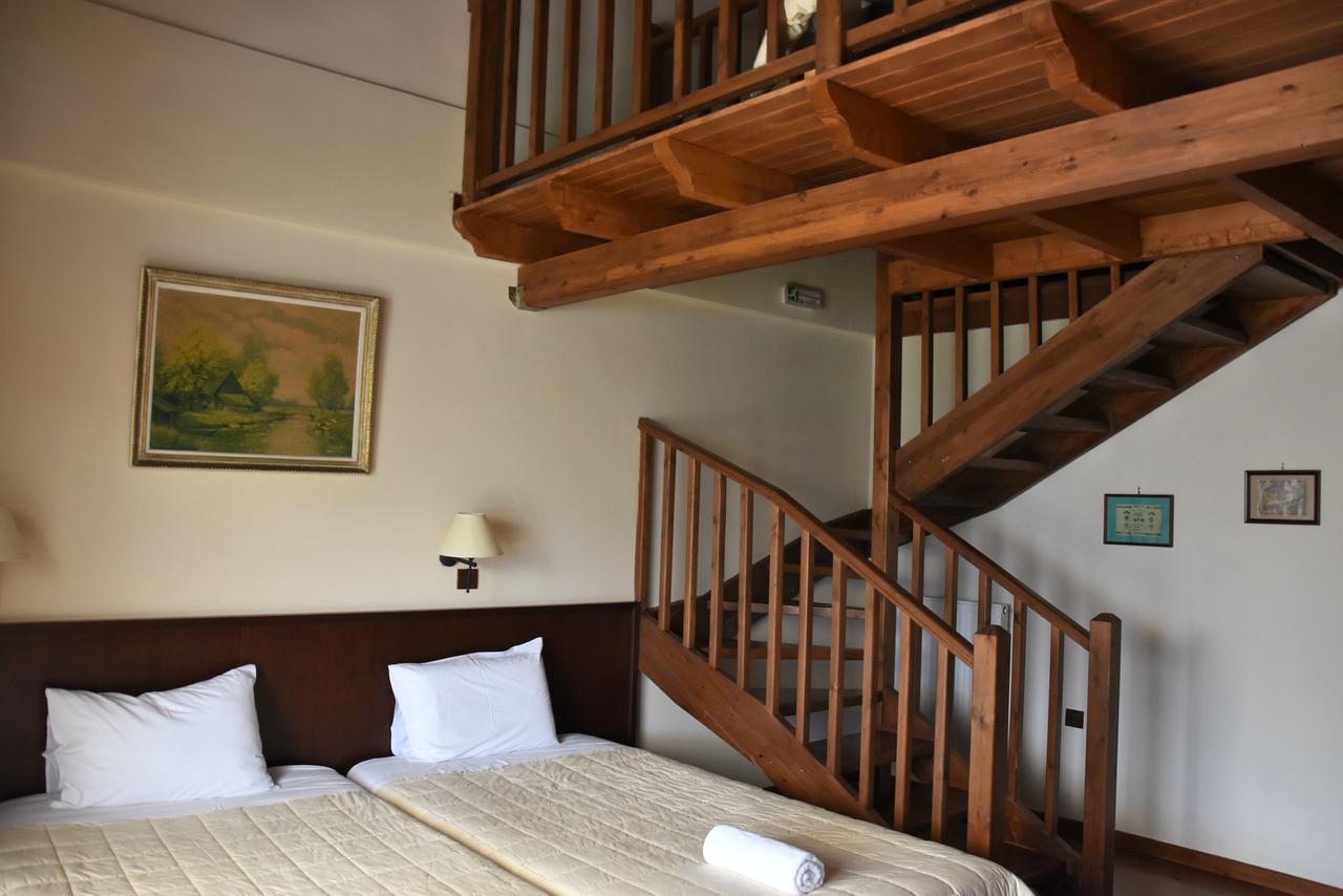 Olvios Hotel Goura Luaran gambar