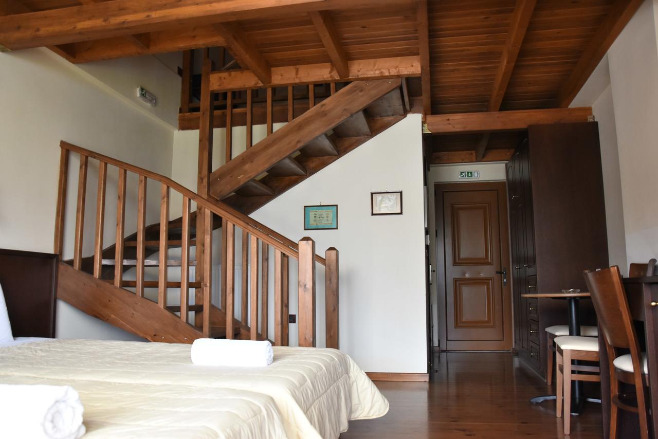Olvios Hotel Goura Luaran gambar