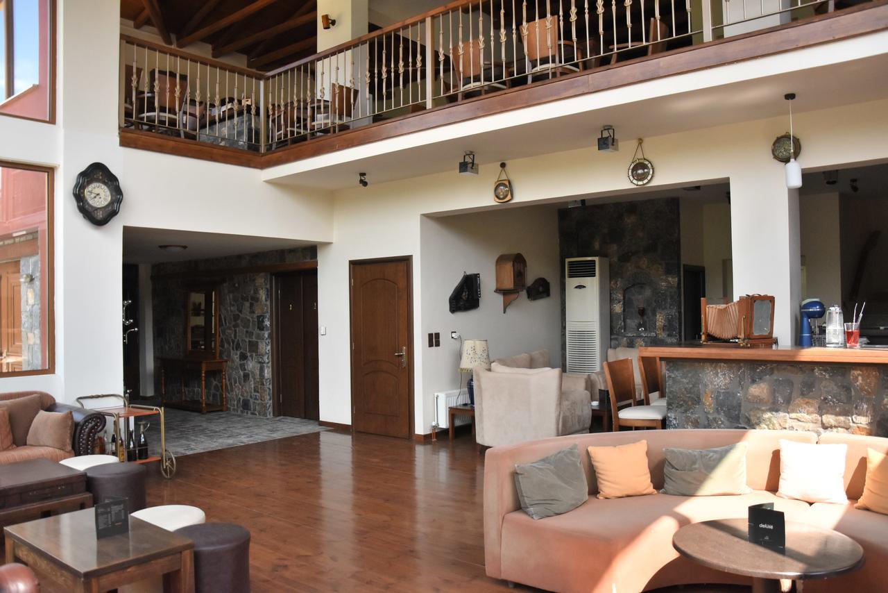 Olvios Hotel Goura Luaran gambar