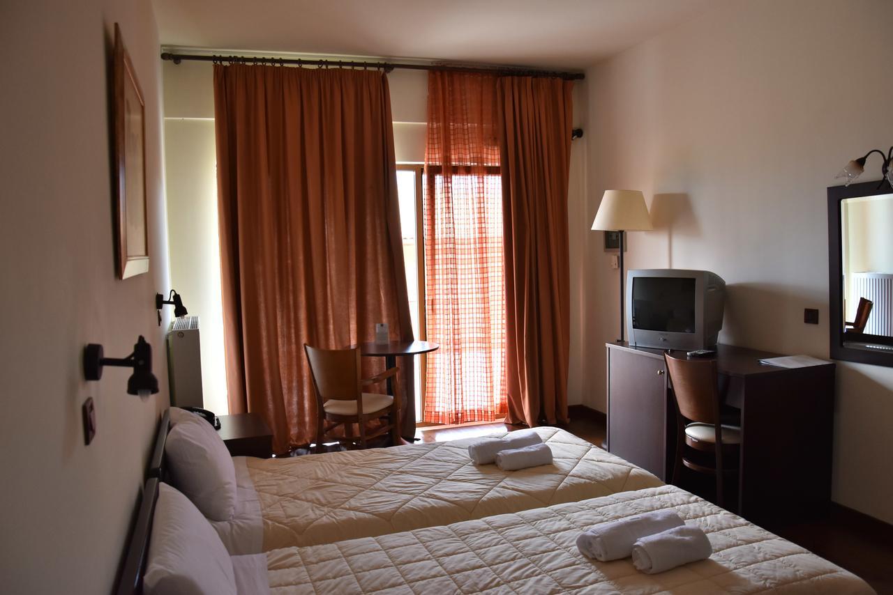 Olvios Hotel Goura Luaran gambar